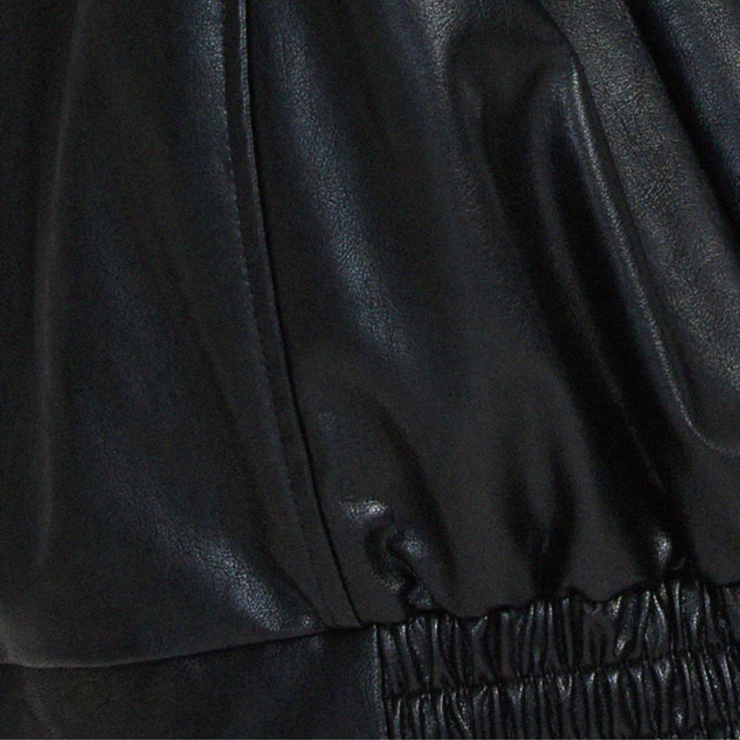 Gintarė™ – Prabangi Odinė Striukė