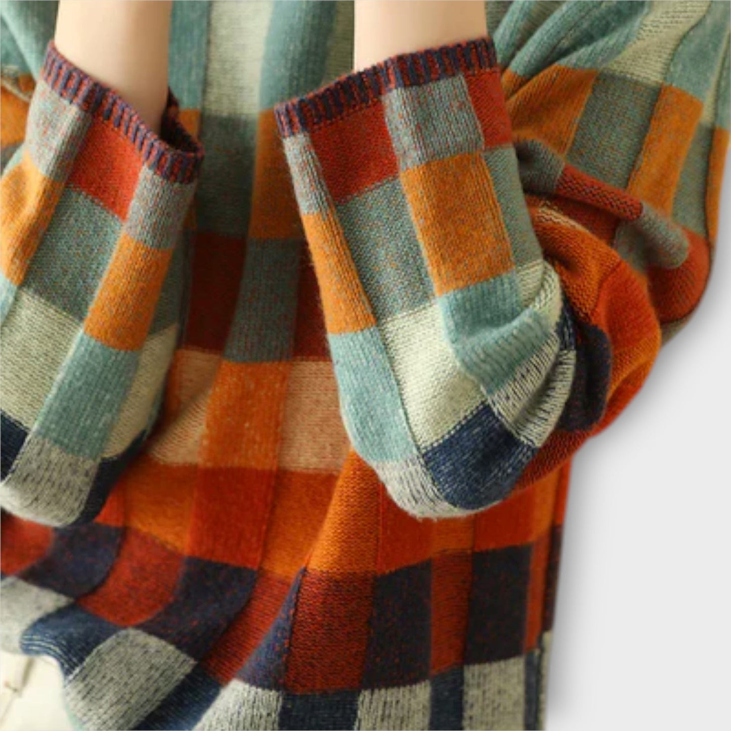 Erika™ - Megztinis su Apykakle