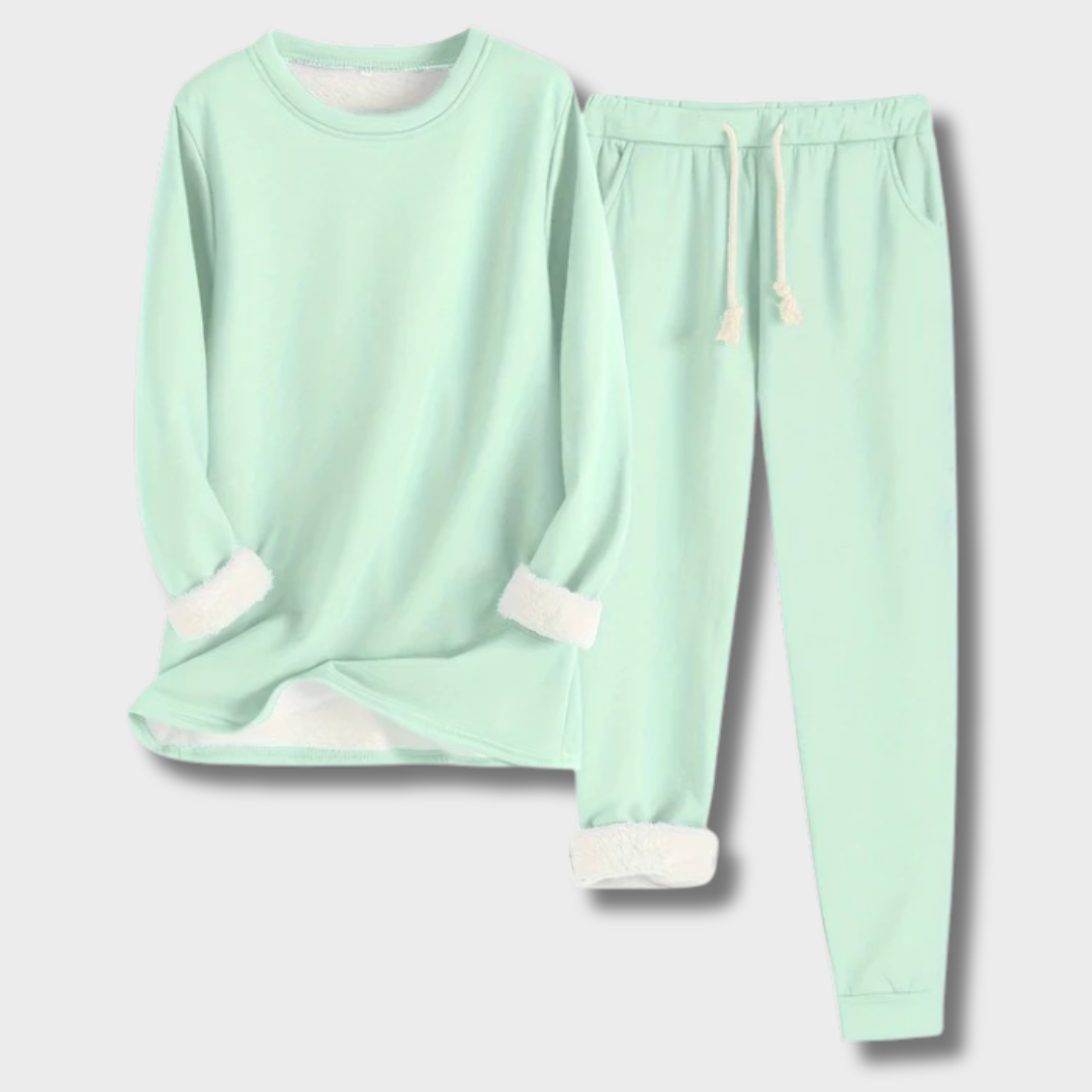 Daiva™ – Elegantiškas poilsio kostiumas