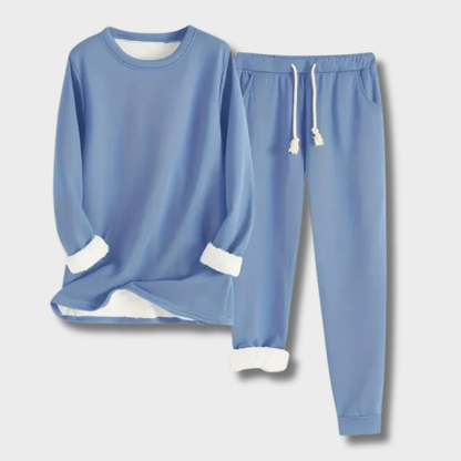 Daiva™ – Elegantiškas poilsio kostiumas