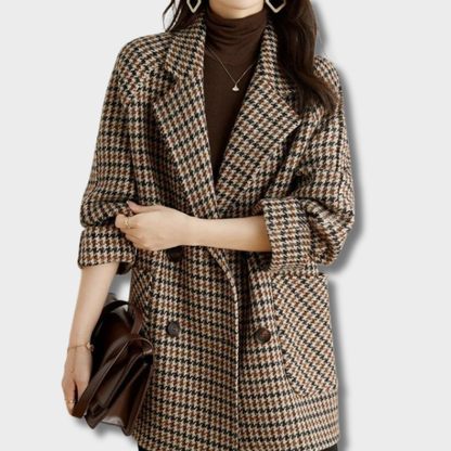 Dalia™ – Elegantiška languota striukė