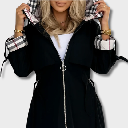 Tatjana™ – Elegantiškas Paltas su Gaubtu