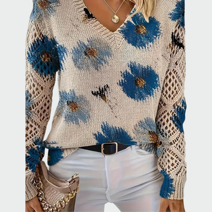 Gabija™ – Elegantiška megzta palaidinė su gėlių raštu