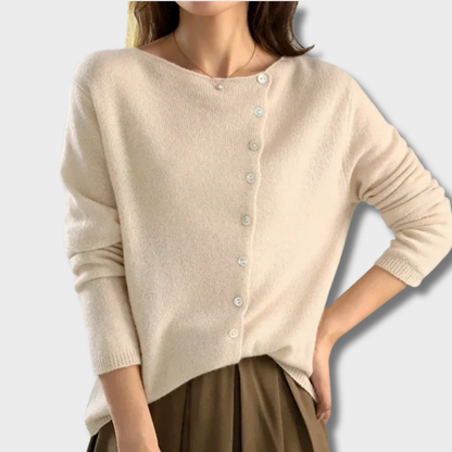 Agnė™ – Elegantiškas megztinis su sagomis