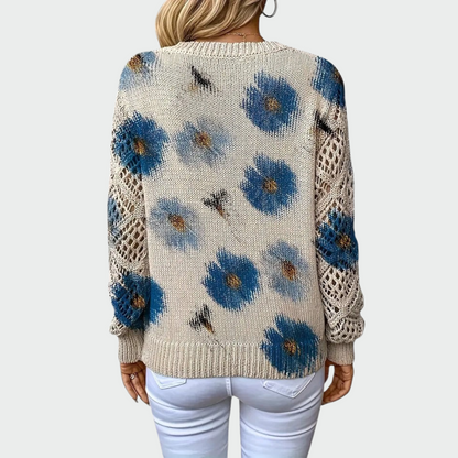 Gabija™ – Elegantiška megzta palaidinė su gėlių raštu