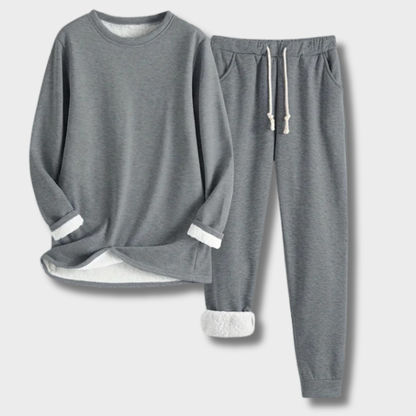 Daiva™ – Elegantiškas poilsio kostiumas