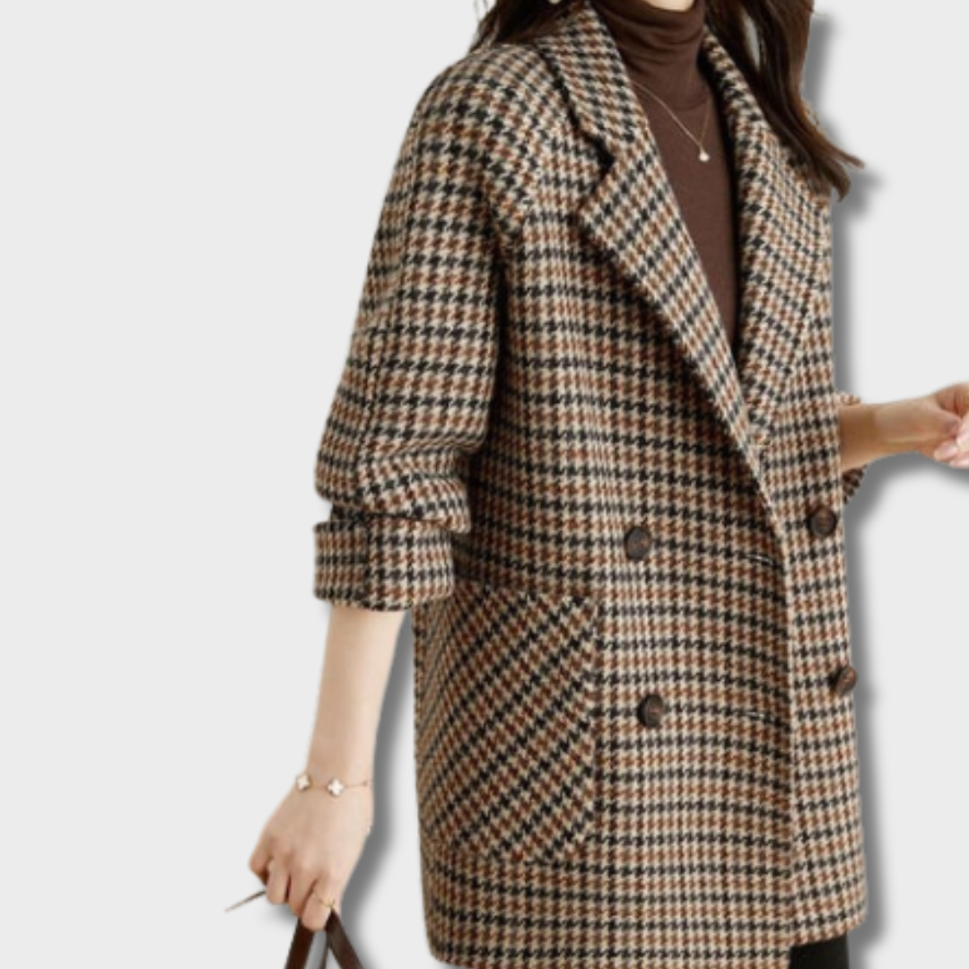 Dalia™ – Elegantiška languota striukė