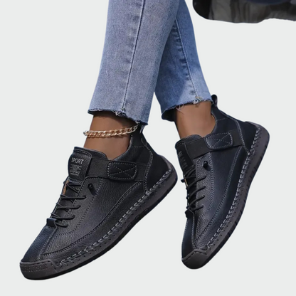 Gabija™ – Komfortiški atraminiai “sneakers’ai” moterims