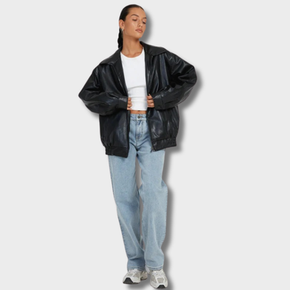 Gintarė™ – Prabangi Odinė Striukė