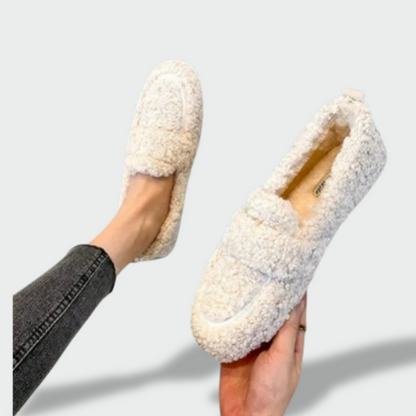 Ugnė™ – Elegantiški šilti šlepetės