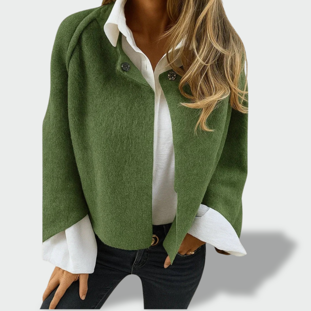 Liepa™ – Elegantiška ir šilta trumpa striukė