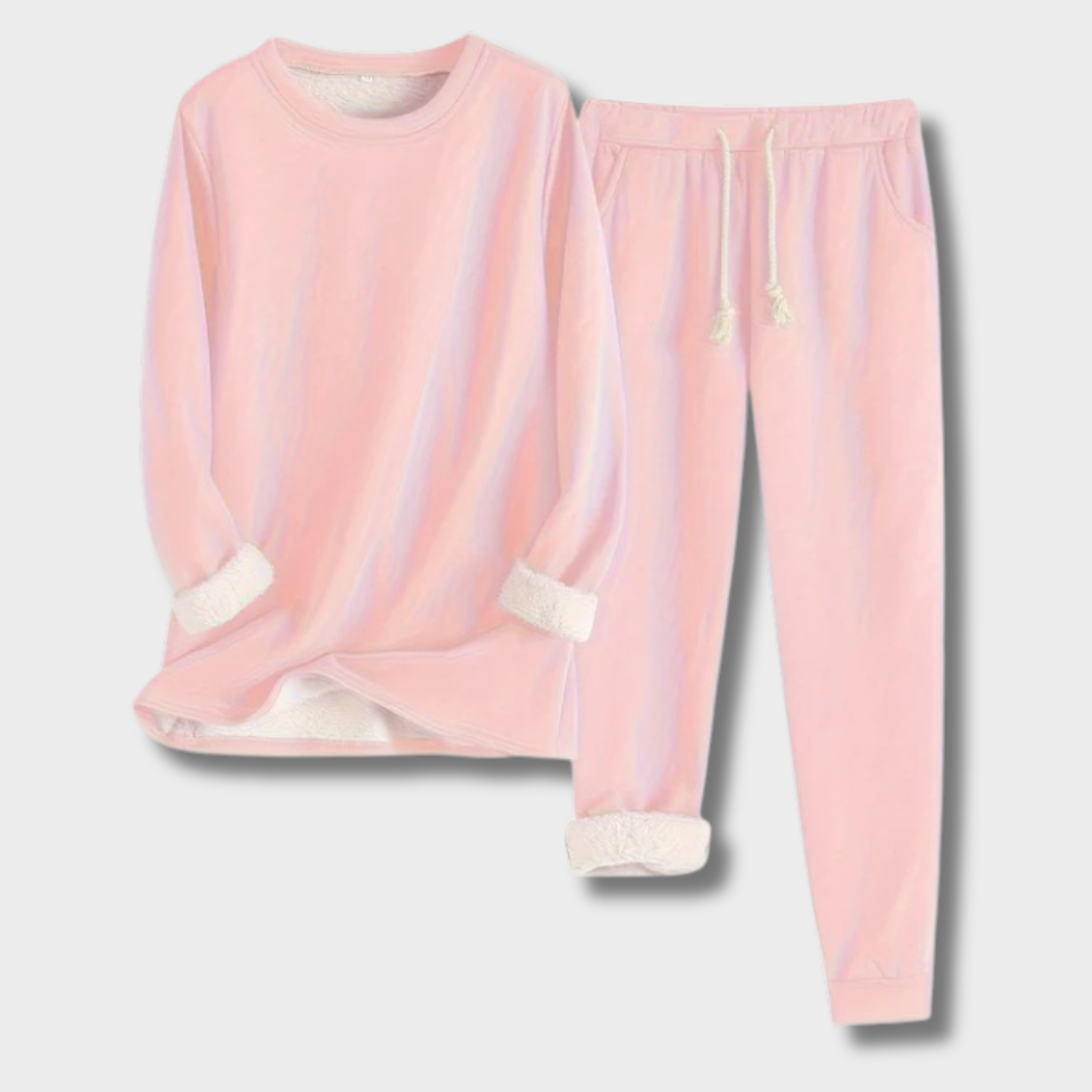 Daiva™ – Elegantiškas poilsio kostiumas