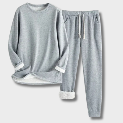 Daiva™ – Elegantiškas poilsio kostiumas