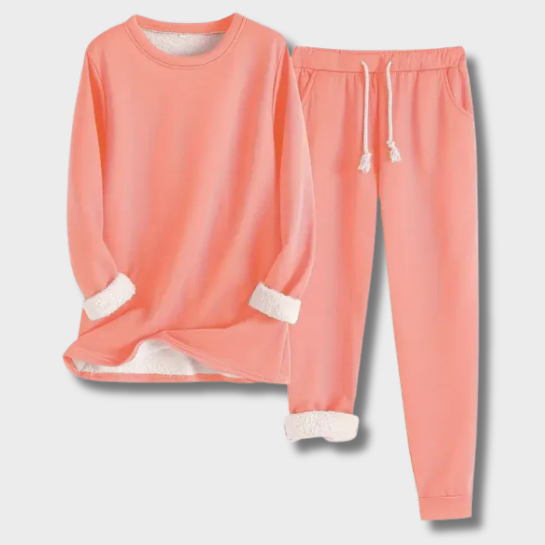 Daiva™ – Elegantiškas poilsio kostiumas