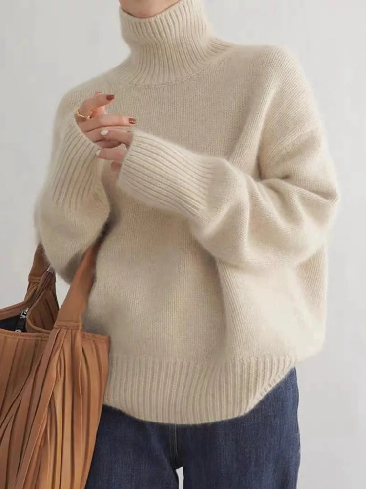 Pull Col Roulé Élégant et Intemporel