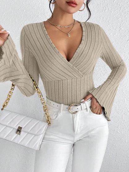 Pull en maille à col V profond