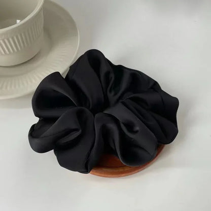 Chouchous en Satin – Élastiques pour Cheveux Soignants & Élégants